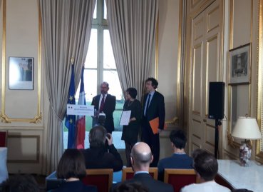 Remise du rapport du CSFPT sur les ATSEM